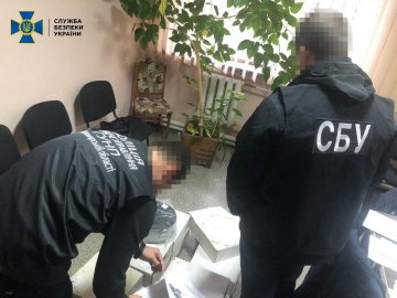 На Житомирщині через фінансові оборудки на оборонному заводі неякісно ремонтували військову техніку 