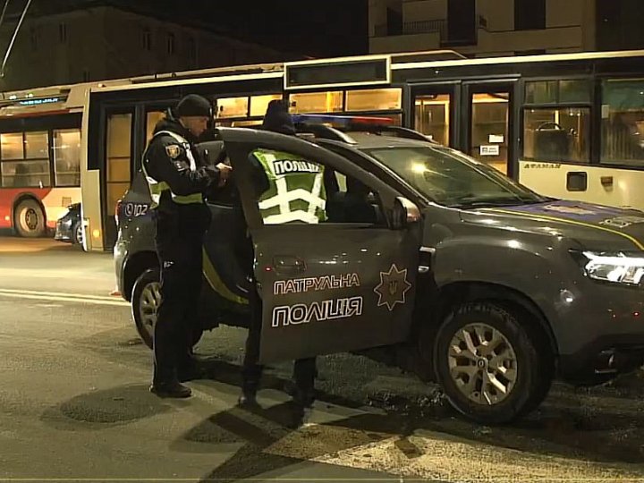 У Луцьку на пішохідному переході збили жінку. ВІДЕО