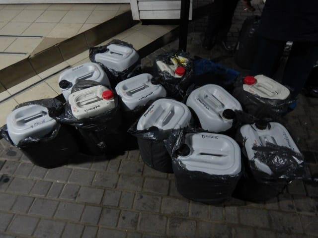 На Волинь хотіли незаконно ввезти з Польщі пів тонни білого шоколаду