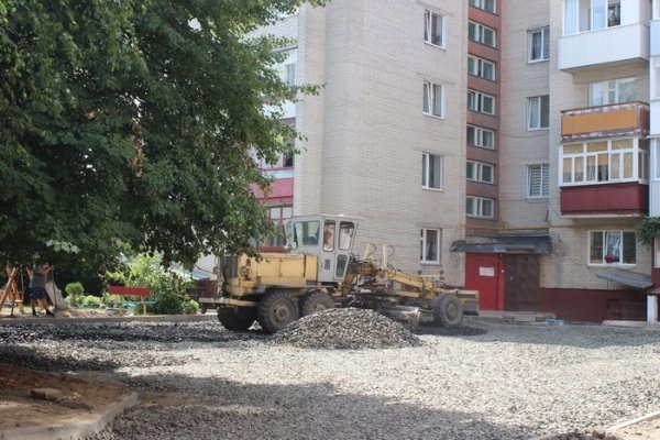 У Луцьку тривають роботи з благоустрою. ФОТО