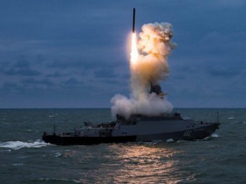 Російські кораблі-ракетоносії – в пунктах базування, може йти підготовка до удару на Різдво, – Гуменюк