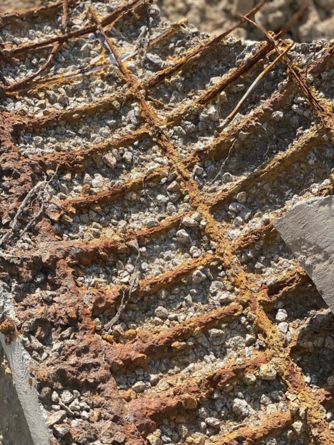 Ремонт аварійного колектора на Карпенка-Карого: коли завершать роботи