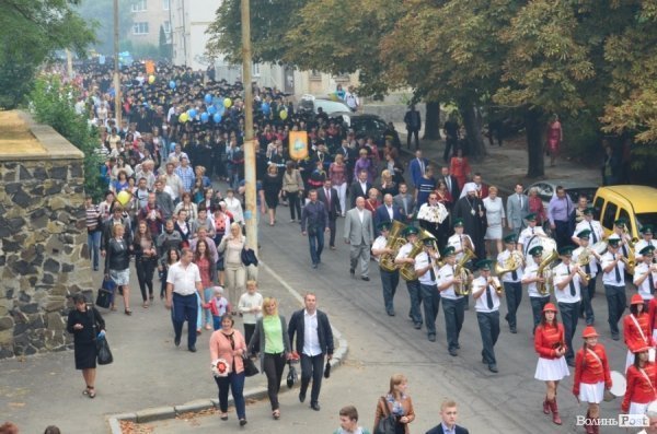 Фотопогляд: посвята в студенти першокурсників СНУ