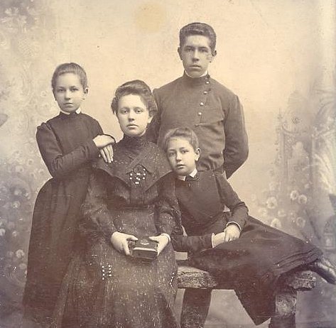 Стильний Луцьк. 200-ий випуск. Мода наших предків