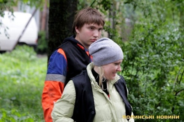 Відлов собак у Луцьку: рушниці, чіпи та гроші. ФОТО