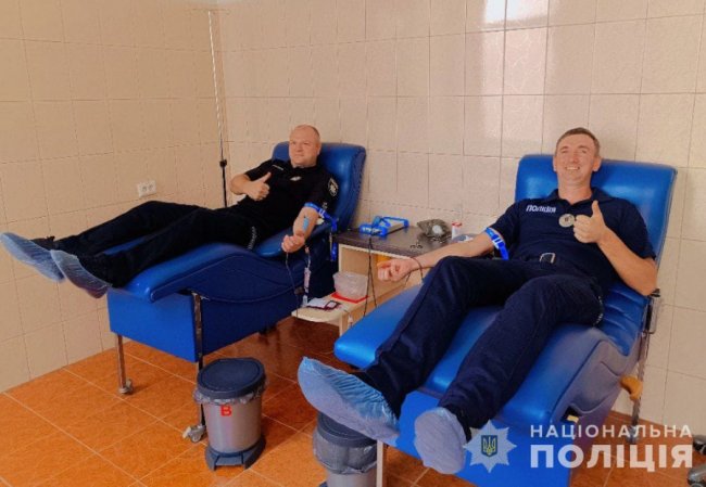 Волинські поліцейські долучилися до здачі крові