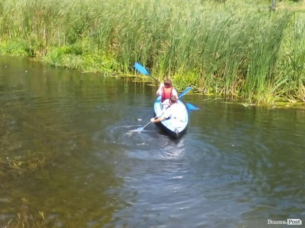 У Володимирі-Волинському - святковий сплав на каяках. ФОТО
