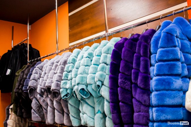 У Луцьку – новий магазин шкіри та хутра від турецького виробника*