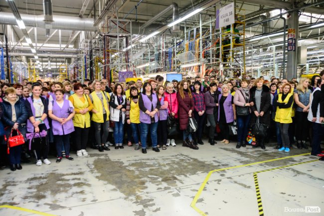 Нагорода – для найкращих: на заводі «Кромберг енд Шуберт» влаштували грандіозне вручення «Оскарів». ФОТО