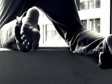 У Луцьку з багатоповерхівки випав чоловік: подробиці трагедії