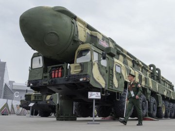 Росія дійсно переміщує ядерну зброю до Білорусі, – Дуда