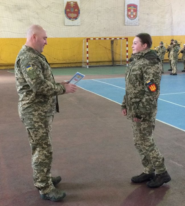 Військові волинської бригади перемогли на змаганнях з гирьового спорту. ФОТО