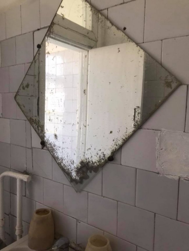 «Там померти страшно», - лучанка про палату в обласній лікарні. ФОТО