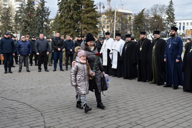 Волиняни віддали шану загиблим під час Революції Гідності. ФОТО