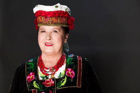 Бабуся з Волині підкорює «Голос країни» заради загиблого сина