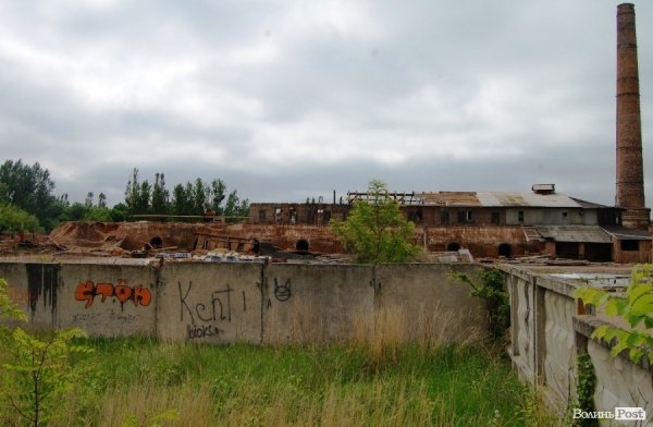 У Луцьку величезне сміттєзвалище «не помічають» більше 10 років