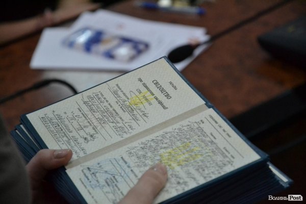 Лучан хочуть навчити дбайливо ставитись до будинків за допомогою «калькулятора». ФОТО