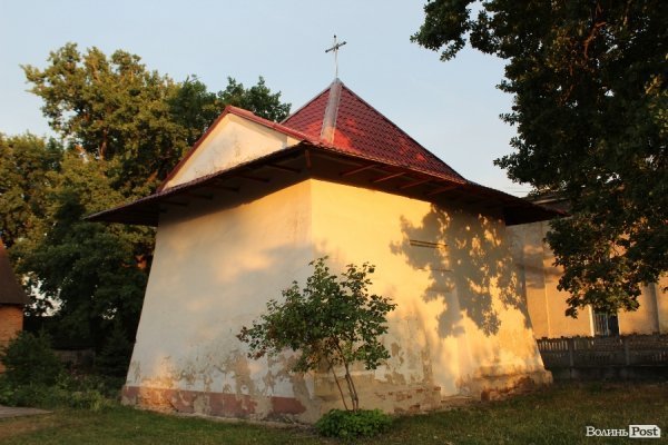 Мандруючи Волинню: костел ордену домініканців, забутий Богом і людьми. ФОТО