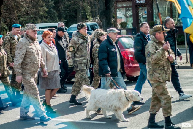 У Луцьку ходою і молитвами вшанували мужність та героїзм добровольців. ФОТО