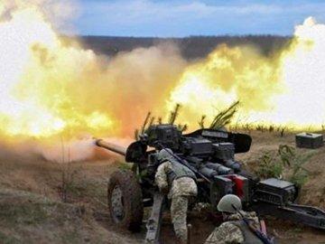 На Донбасі ведуться активні бої: яка ситуація на усіх напрямках станом на 18:00