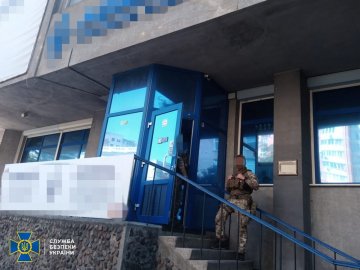 Торгували документами для моряків: в Одесі СБУ викрила хабарників. ФОТО