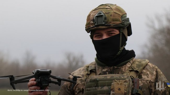 «Коли влучаєш у ціль, враження, ніби збірна України забила гол»: історія дружби двох воїнів з Волині