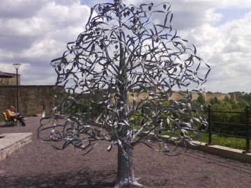 У Луцьку «виросте» 5-метрове коване дерево