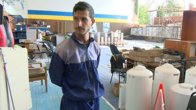 У Луцьку волонтери ремонтують спортшколу.ФОТО.ВІДЕО