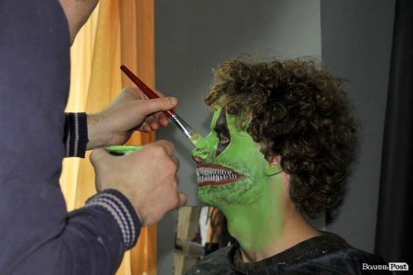 «Стильний Хеллоуїн»: фотопленер у закинутому форті