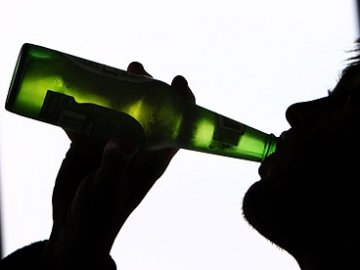 Безалкогольний Луцьк: депутат пропонує змінити обмеження на продаж спиртного