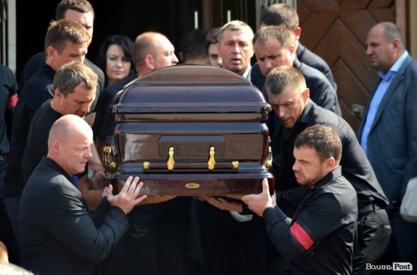 У Луцьку відспівали панахиду за Єремеєвим. ФОТО