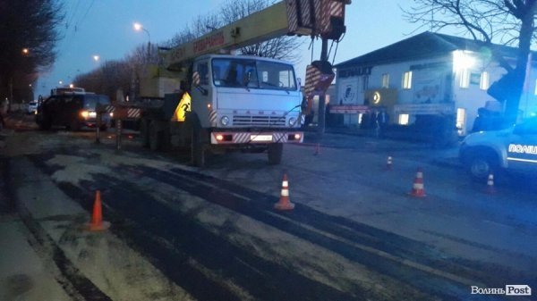 Аварія на Дубнівській: вулицю перекрила поліція. ФОТО