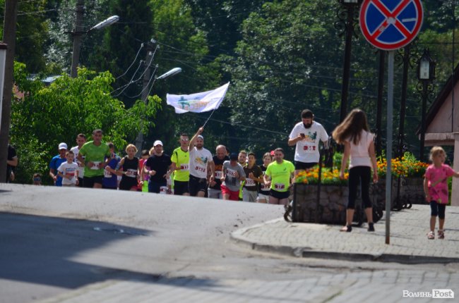 BanderRun: у Луцьку бігали заради життя маленької дівчинки