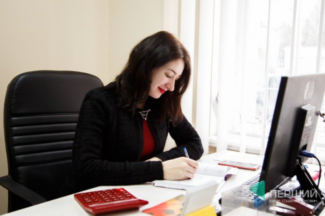 Без них – ніяк: жіночі обличчя Будівельної компанії «Інвестор». ФОТО*