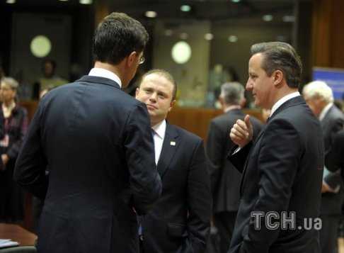 Як Яценюк підписував «політичну» угоду з ЄС. ФОТО
