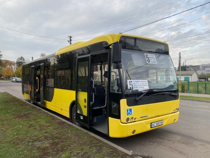 У Луцьку підвищили вартість проїзду у маршрутках до 24 гривень