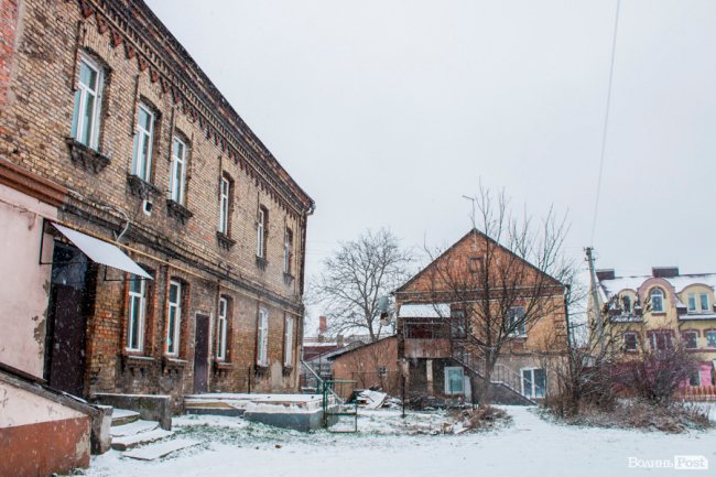 Засніжений Луцьк. ФОТОРЕПОРТАЖ