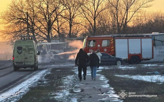 Росіяни атакували автобус ДТЕК на Дніпропетровщині: 15 шахтарів загинули