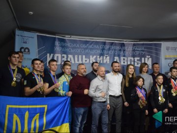 Волинські спортсмени привезли 15 золотих медалей з чемпіонату світу з козацького двобою