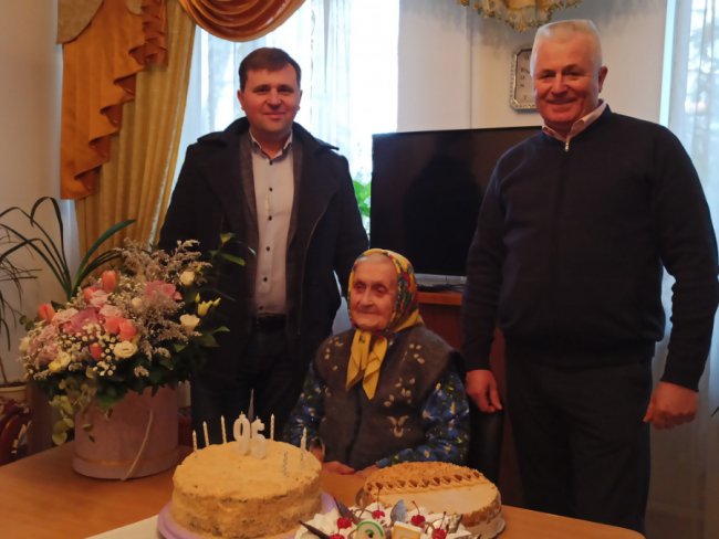 На Волині остання зв'язкова УПА відсвяткувала 95-річчя. ФОТО