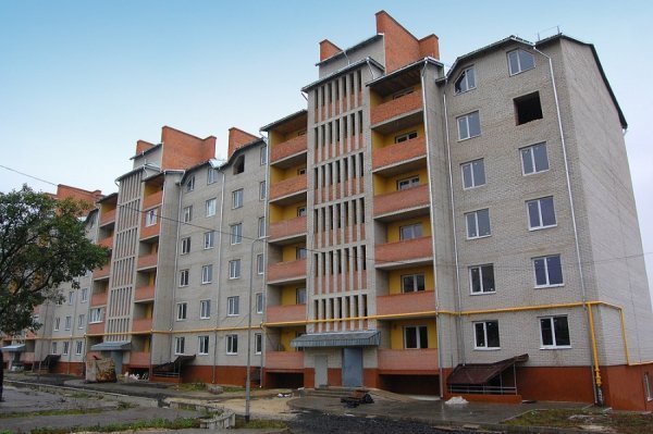 У Луцьку здають в експлуатацію будинок-довгобуд. ФОТО*