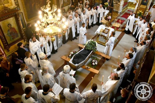 У Луцьку попрощались із священником і семінаристом, які загинули у жахливій аварії в Боголюбах. ФОТО