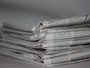 В Україні відсьогодні друковані ЗМІ мають виходити державною мовою, інакше — штрафи