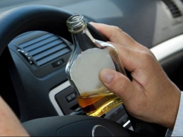 Втретє за рік: у Луцьку патрульні спіймали п`яного водія. ВІДЕО