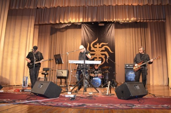 Концерт «Кому Вниз» у Луцьку. ФОТО. ВІДЕО