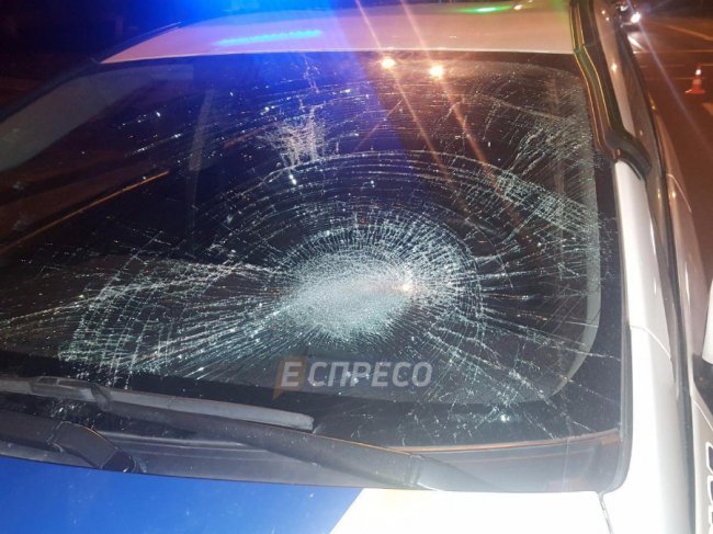 У Києві патрульні збили пішохода, чоловік в реанімації