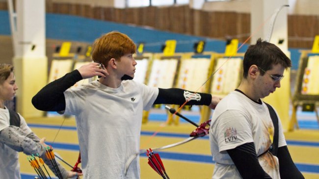 15-річний лучанин став першим майстром спорту зі стрільби з лука на Волині