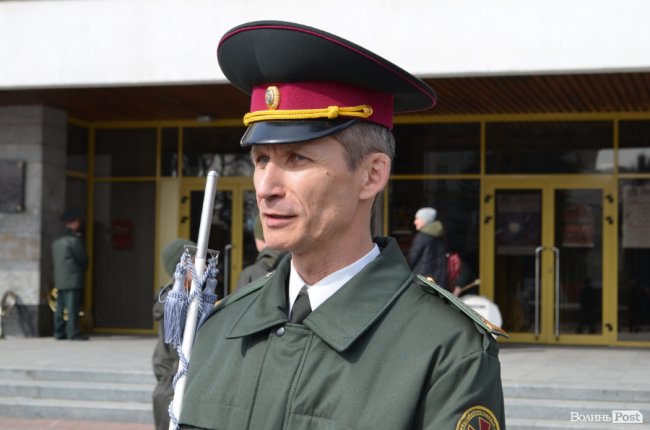 Флешмоб від військового оркестру у Луцьку: як Нацгвардія святкує п'ятиріччя. ФОТО