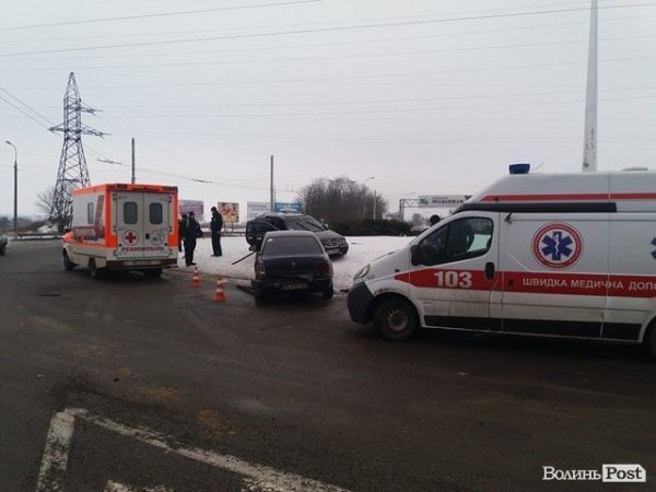 Аварія в Луцьку: троє постраждалих