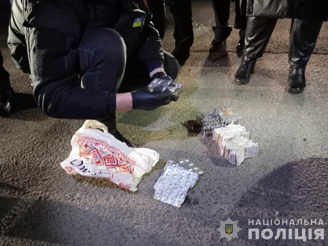 На Волині викрили злочинне угруповання з наркотиками на мільйон гривень